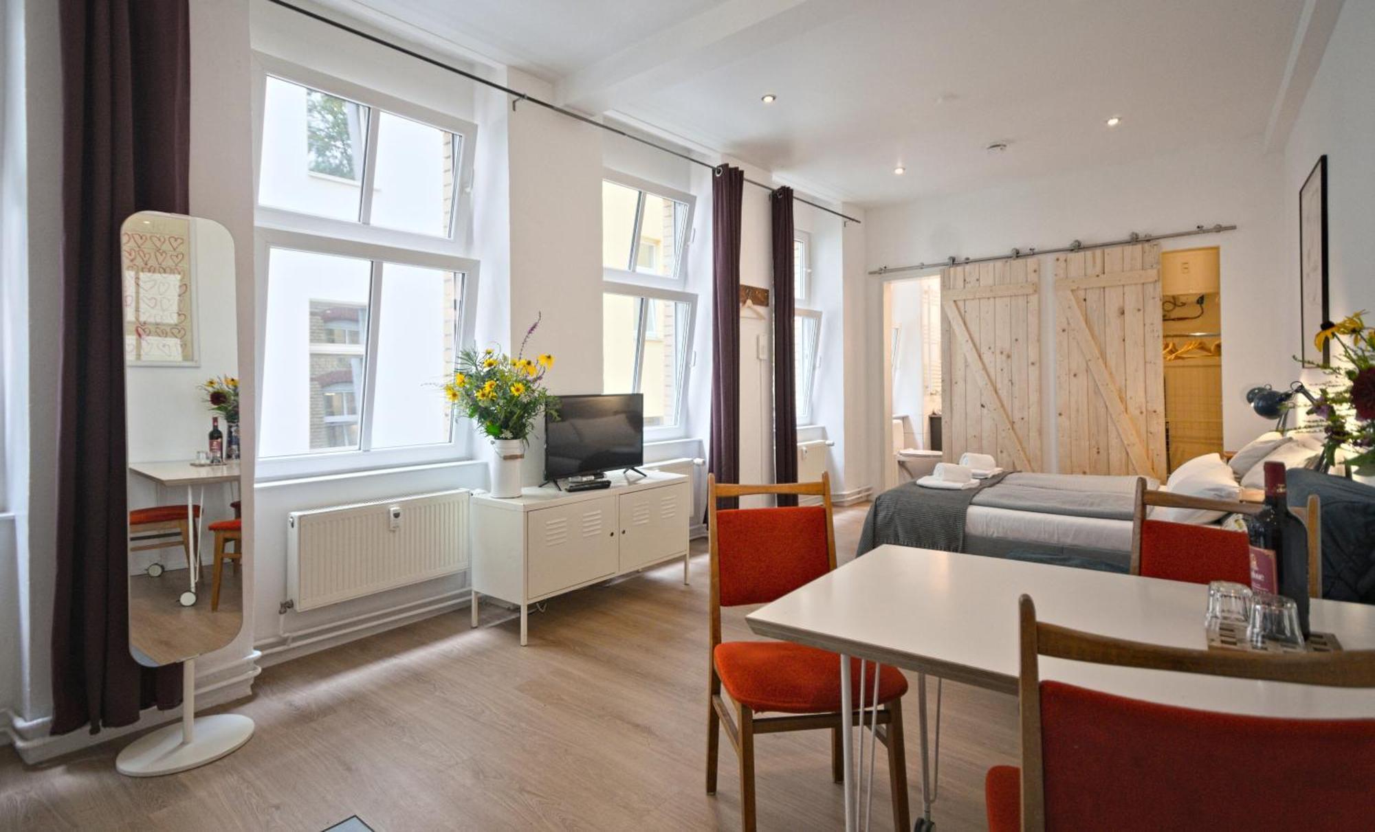 Mini-Loft Lägenhet Berlin Exteriör bild